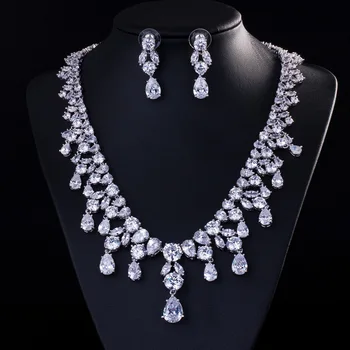 5 Farby Biela Luxusné Crystal Nastavenie Svadobné Svadobné Náhrdelník A Náušnice Sada Pre Ženy Šperky