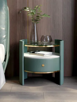 Taliansky nočný stolík spálňa high-end nočná skrinka na odkladanie vecí kolo bridlice nočný stolík moderný svetlo luxusné kožené posteli kartu