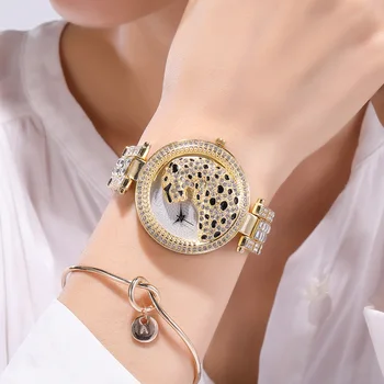 2021 Luxusné Značky Ženy Nehrdzavejúcej Ocele, Quartz Hodinky Módne 3D Leopard Drahokamu Náramkové hodinky Dámske Oblečenie pre voľný čas Hodiny Relogio