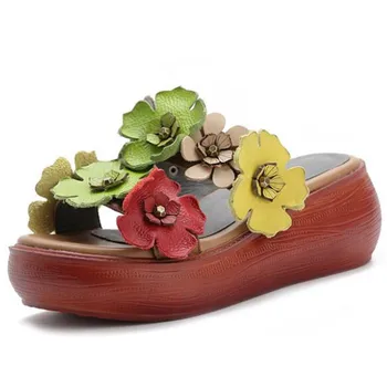 2022 Nové Letné Módy Kvety Ženy Sandále Pláži Papuče Vysoko Kvalitnej Pu Sandále Non-slip Nosenie Hrubé Dno Klin Sandále