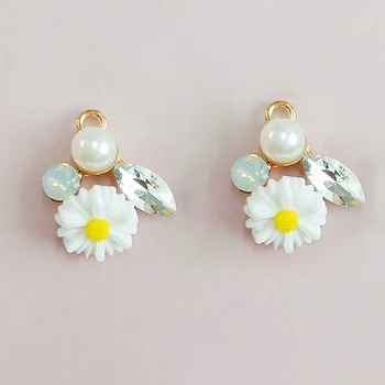 2019New Kamienkami pearl flower tlačidlo pre DIY náušnice alebo náhrdelník s príveskom, vlasy a šperky, doplnky HZ589