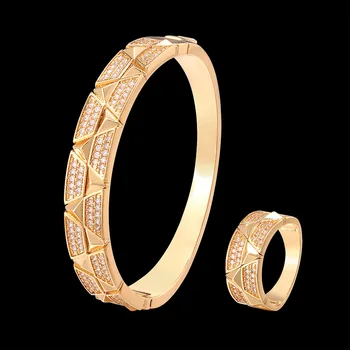 Vankeliif Jednoduchý trojrozmerný trojuholník Prívesky a prstene dámske šperky set Medi micro-intarzované zirkón módne šperky